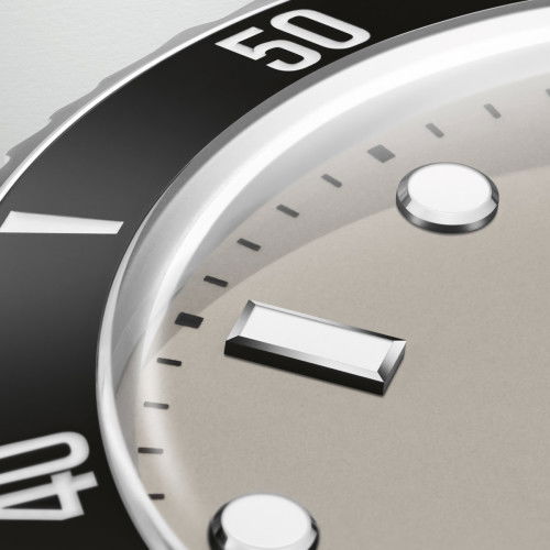 Helen Kirchhofer - Oris Divers Date - 01 733 7795 4051-Set