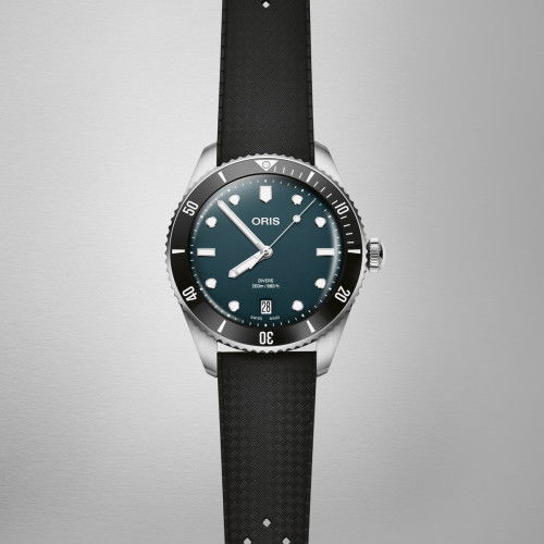 Helen Kirchhofer - Oris Divers Date - 01 733 7795 4055-Set