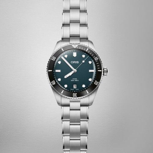 Helen Kirchhofer - Oris Divers Date - 01 733 7795 4055-Set