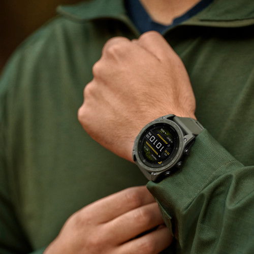 Helen Kirchhofer - Garmin Tactix 8 Amoled Cerakote Olive Drab (51 mm) - 010-04553-11