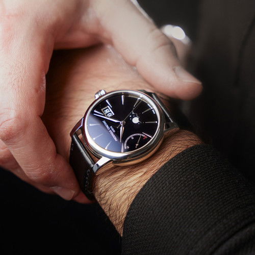 Helen Kirchhofer - Frederique Constant Manufacture Classic Power Reserve Big Date - FC-735B3H6