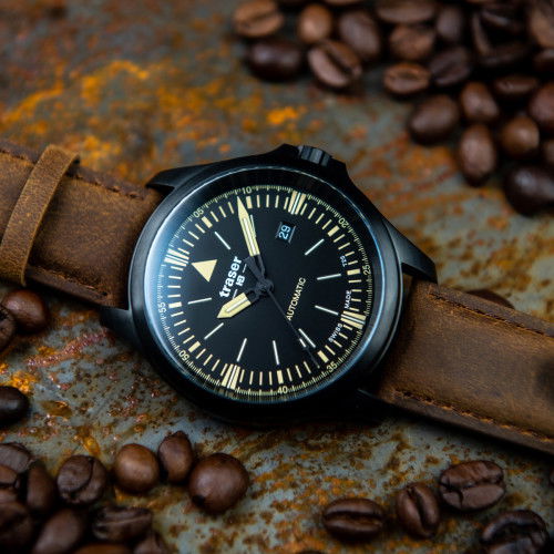 Helen Kirchhofer - Traser P67 Officer Automatic - 110756