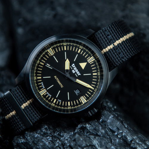 Helen Kirchhofer - Traser P67 Officer Automatic - 110755