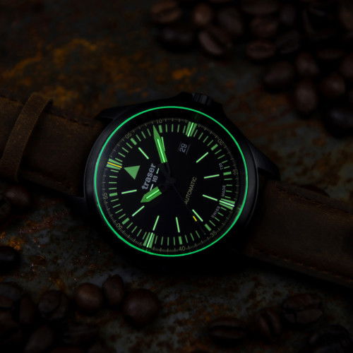 Helen Kirchhofer - Traser P67 Officer Automatic - 110756