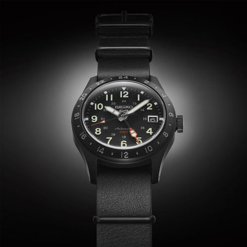 Helen Kirchhofer - Seiko 5 Sports GMT - SSK025K1