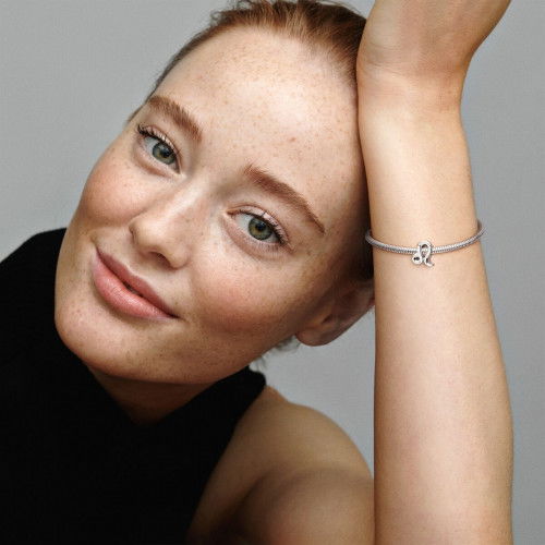 Helen Kirchhofer - Pandora Funkelnder Löwe Sternzeichen Charm - 798414C01