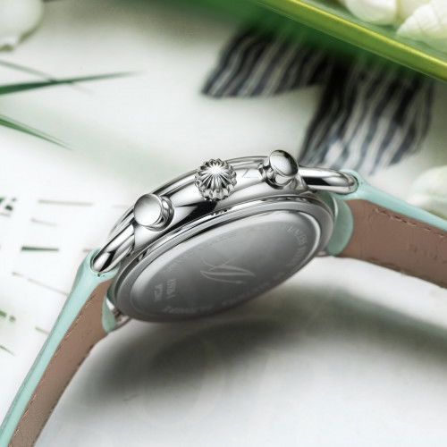 Helen Kirchhofer - Aerowatch 1942 Chrono - A 83926 AA08