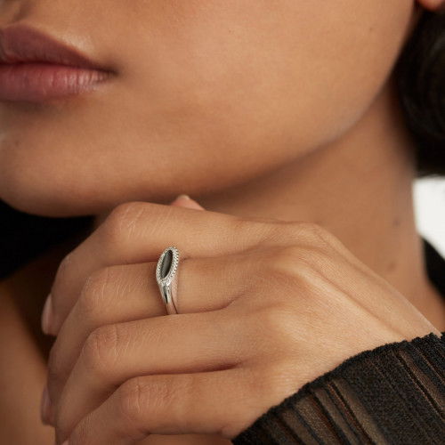 Helen Kirchhofer - P D Paola Lace Stamp Silver Sing - AN02-629