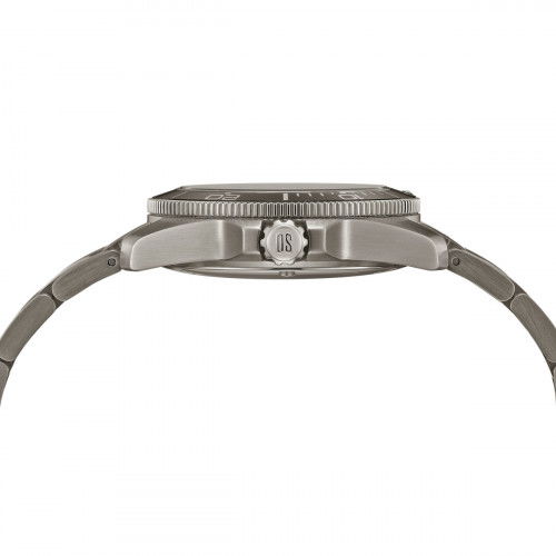 Helen Kirchhofer - Certina DS Action Diver Powermatic 80 (38 mm) - C032.807.44.081.00