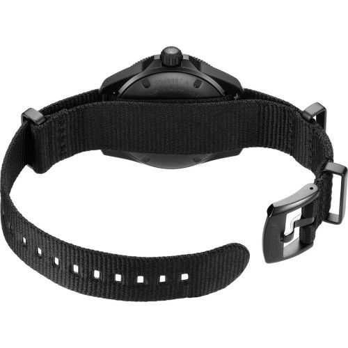 Helen Kirchhofer - Certina DS Action (38 mm) - C048.807.38.051.00