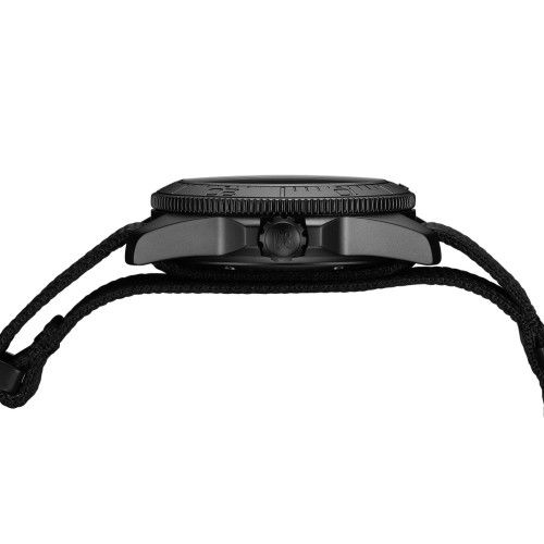 Helen Kirchhofer - Certina DS Action (38 mm) - C048.807.38.051.00