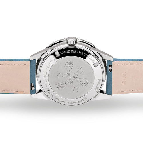 Helen Kirchhofer - Rado Captain Cook Automatic (37 mm) - R32500718