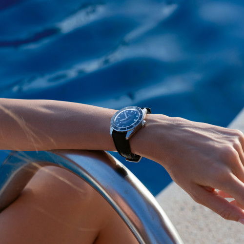 Helen Kirchhofer - Oris Divers Date - 01 733 7795 4055-Set