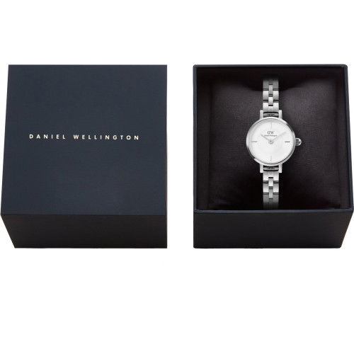 Helen Kirchhofer - Daniel Wellington Petite Mini Arch 3-link White Silver - DW00100853