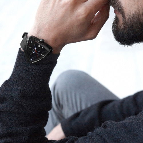 Helen Kirchhofer - Hamilton Ventura Elvis80 - H24585331