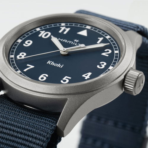 Helen Kirchhofer - Hamilton Khaki Field Quartz (38 mm) - H69401940