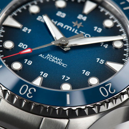 Helen Kirchhofer - Hamilton Khaki Scuba Auto - H82505140