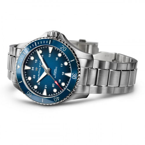 Helen Kirchhofer - Hamilton Khaki Scuba Auto - H82505140