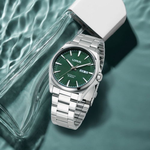 Helen Kirchhofer - Lorus Sports - RL413CX9