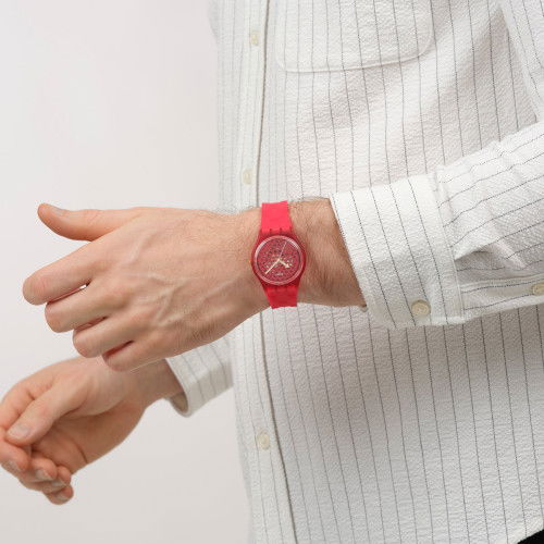 Helen Kirchhofer - Swatch Love in Scarlet - SO28Z122