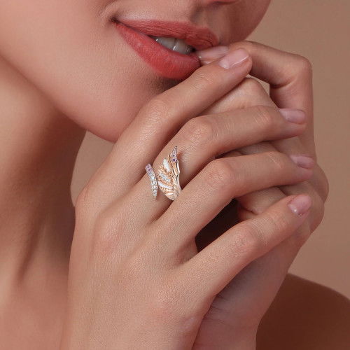 Helen Kirchhofer - Seinerzeit Selena Schwan Ring - SZA-1980-442