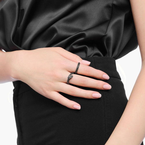 Helen Kirchhofer - Thomas Sabo Ring mit schwarzem Zirkonia Pavé Silber geschwärzt - TR2462-643-11