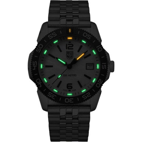 Helen Kirchhofer - Luminox Pacific Diver 3120M Series - XS.3126M.1