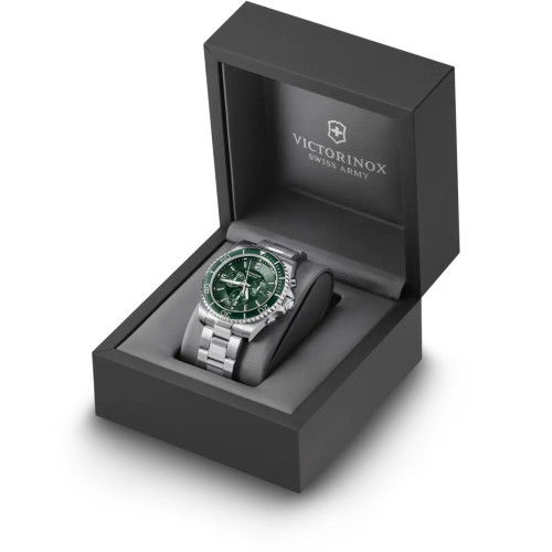 Helen Kirchhofer - Victorinox Maverick Chrono - 241946