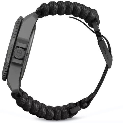 Helen Kirchhofer - Victorinox Dive Pro Quartz - 241993.1