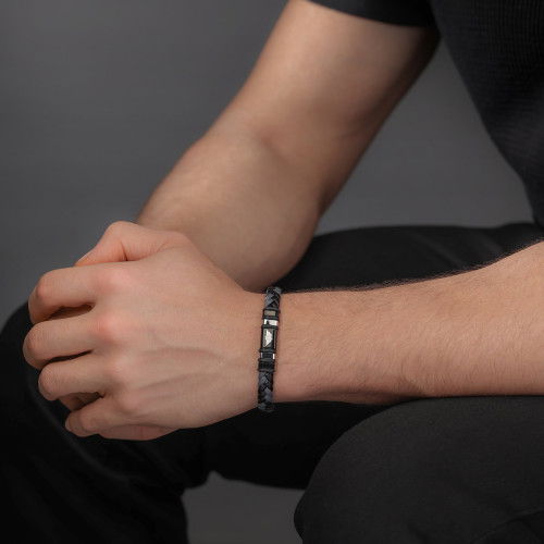 Helen Kirchhofer - Police Wavebreaker Armband - PEAGB0040402