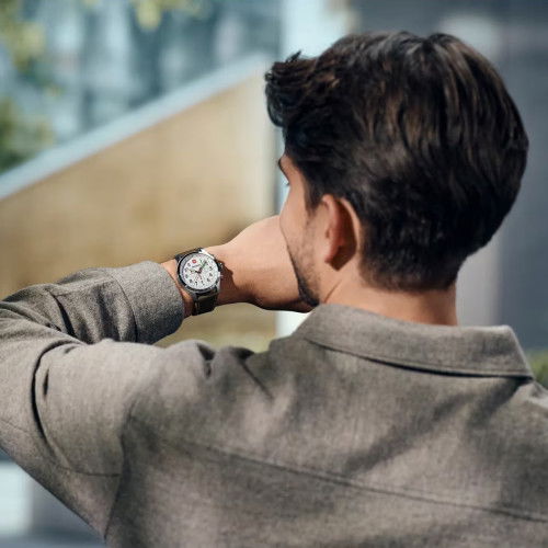 Helen Kirchhofer - Wenger Terragraph Chrono - 01.0543.109