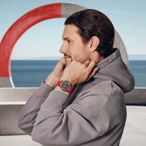 Helen Kirchhofer - Wenger Seaforce Chrono - 01.0643.128