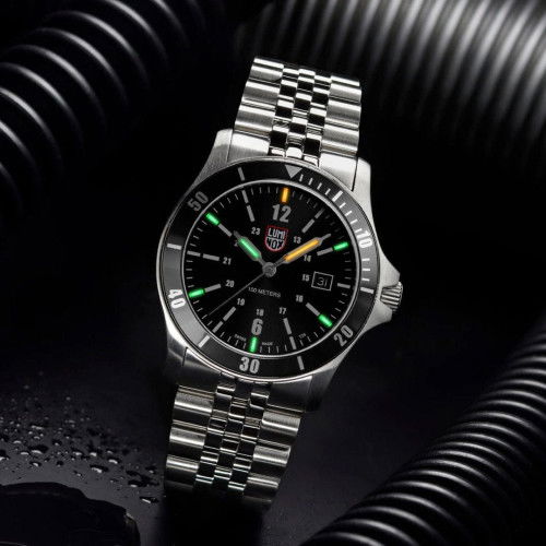 Helen Kirchhofer - Luminox Sport TImer 0910 Series - XS.0911