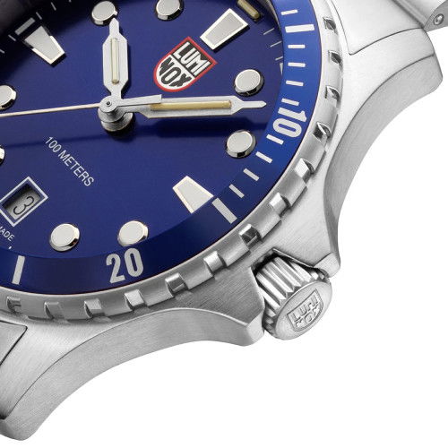 Helen Kirchhofer - Luminox Sport Timer 0940 Series - XS.0943