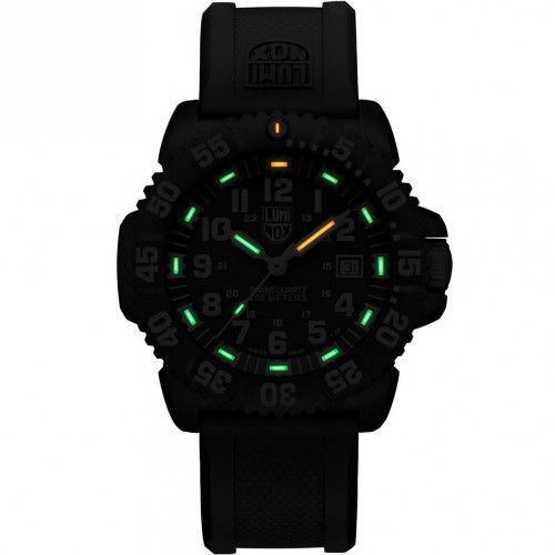 Helen Kirchhofer - Luminox Original Navy Seal 3050 Series - XS.3051.F