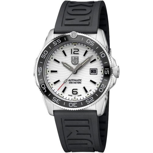 Helen Kirchhofer - Luminox Pacific Diver Auto Heritage 3100H Series - XS.3101.H.SET