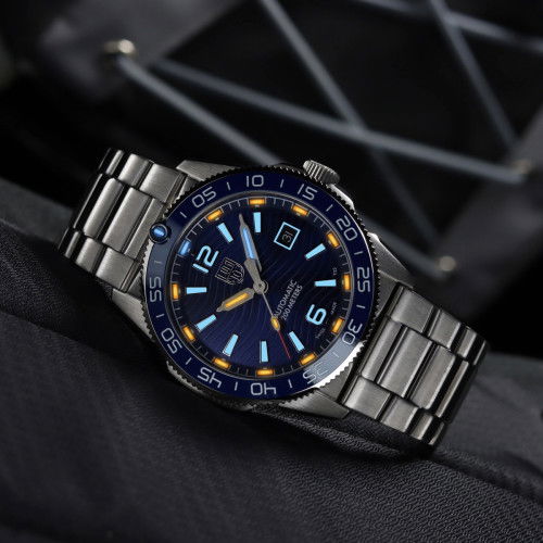 Helen Kirchhofer - Luminox Pacific Diver Auto 3100 Series - XS.3104