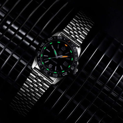 Helen Kirchhofer - Luminox Pacific Diver 3120M Series - XS.3122M.1