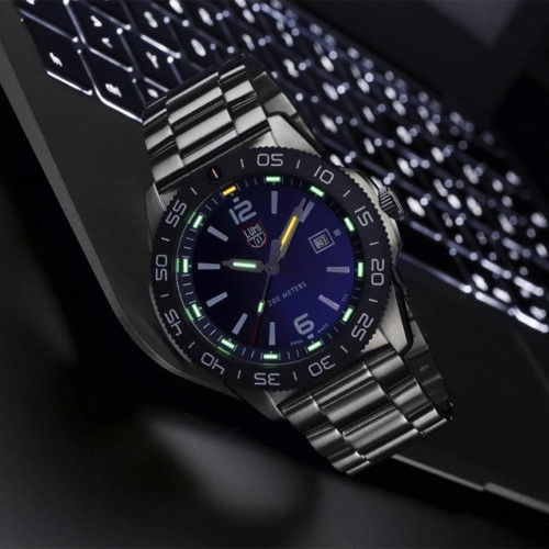 Helen Kirchhofer - Luminox Pacific Diver 3120 Series - XS.3123
