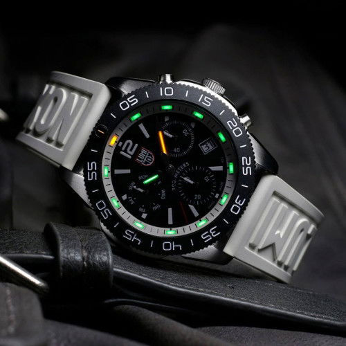 Helen Kirchhofer - Luminox Pacific Diver Chrono 3140 Series - XS.3141