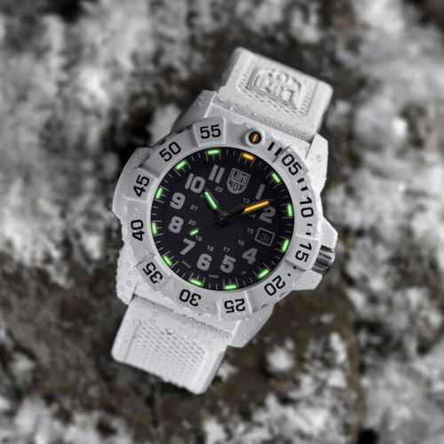 Helen Kirchhofer - Luminox Navy Seal 3500 Series - XS.3507.WB