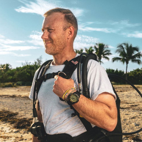 Helen Kirchhofer - Luminox Navy Seal 3500 Series - XS.3517.NSF.SET