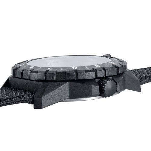 Helen Kirchhofer - Luminox F-117 Nighthawk 6440 Series Skunk Works Heritage - XA.6442.H