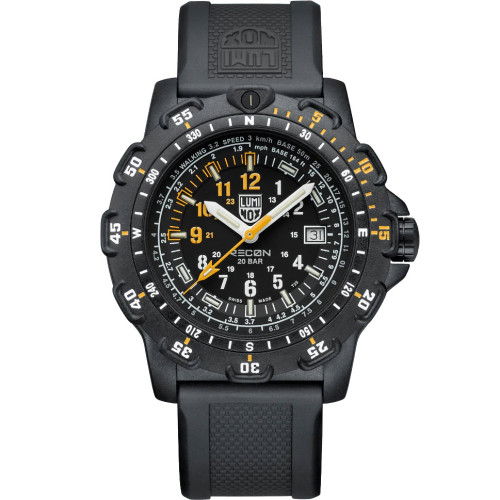 Helen Kirchhofer - Luminox Recon Point Man 8820 Series Heritage - XL.8825.H.SET