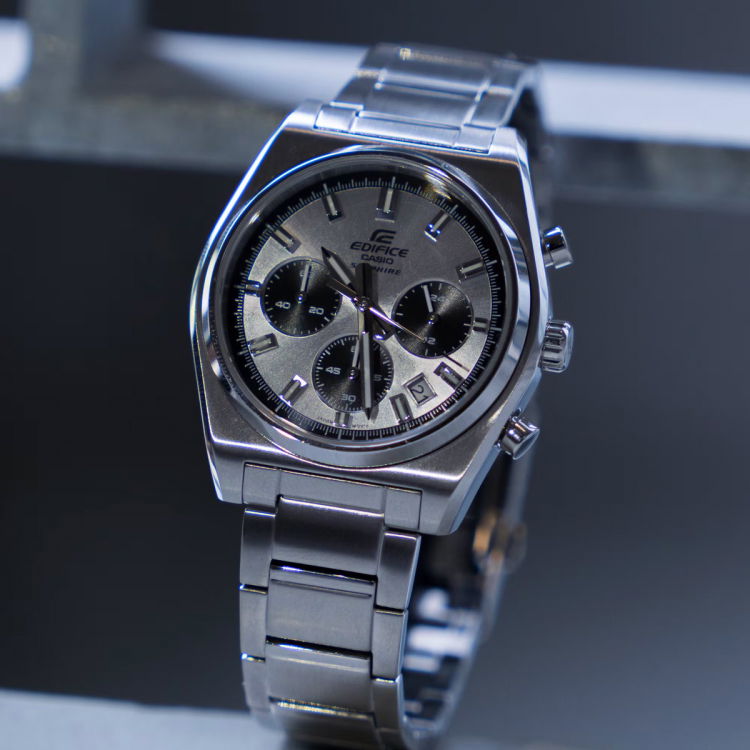 Casio Edifice EFB 730D 7AVUEF Helen Kirchhofer