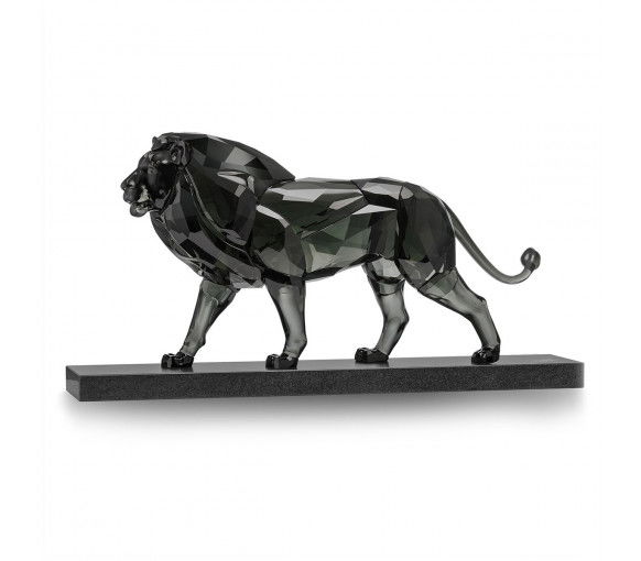 Helen Kirchhofer - Swarovski Der Loewe - 5526677